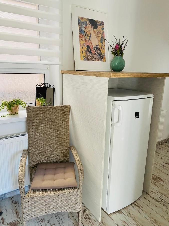 Residence Park Lovely Apartman With Private Parking Kysucke Nove Mesto Екстериор снимка